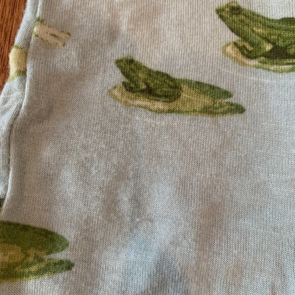 Milkbarn Leapfrog Bamboo Zipper Pajamas + Kerchief Bib MSRP $60 | 3-6 months - Picture 6 of 9